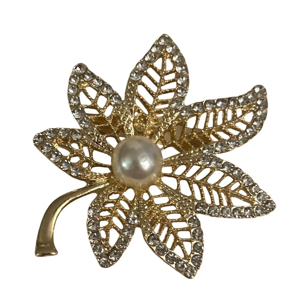 Gold Tone Leaf Brooch Faux Pearl Rhinestone‎ Filigree Floral Pin Vintage Style